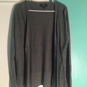 Grey cardigan